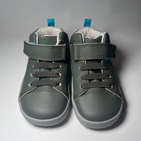 Ten Little size 7 Toddler Kids High Top Sneakers in Green Velcro straps - Picture 2 of 8